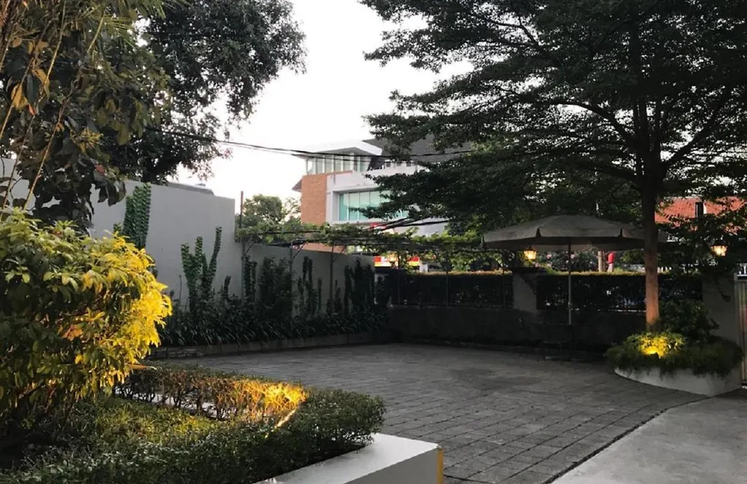 Home 899 Patal Senayan-1